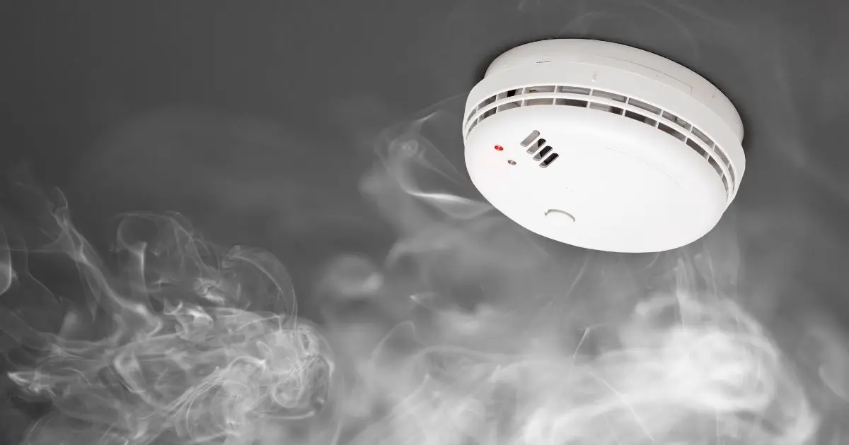 can steam cause a smoke alarm to go off