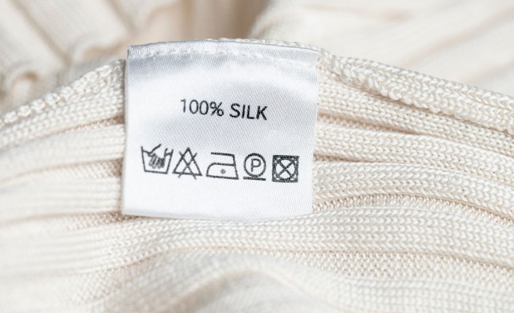 can you steam silk