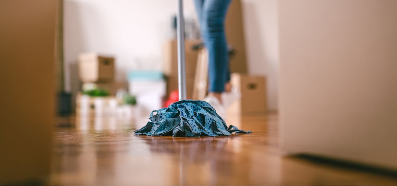 best way to clean laminate floors